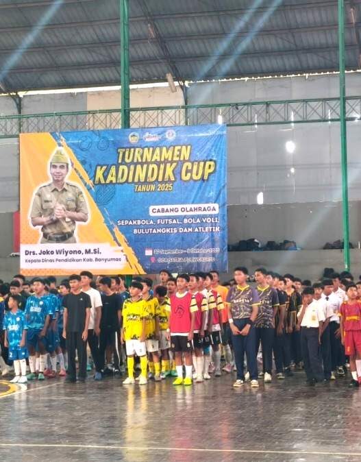57 tim berebut gelar