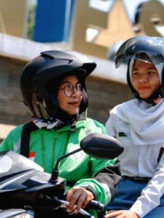 Beasiswa anak ojol