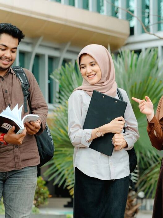 Beasiswa dana pendidikan dari baznas dan pp muhammadiyah ditujukan bagi mahasiswa s1 s3