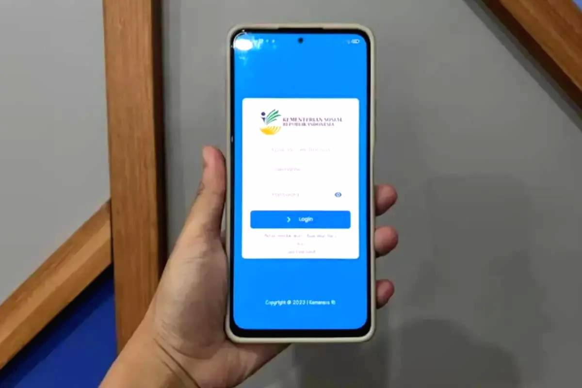 Cek bansos lewat hp