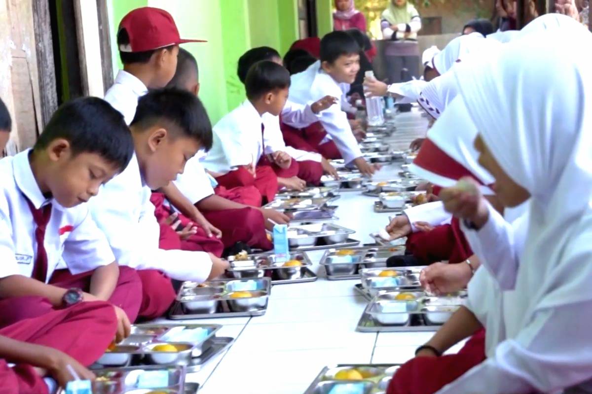 Evaluasi pelaksanaan program makan bergizi gratis (mbg)