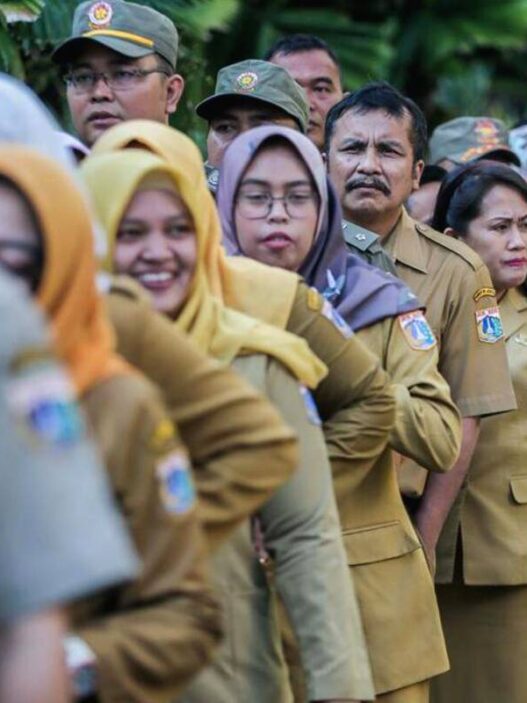 Gaji pns naik