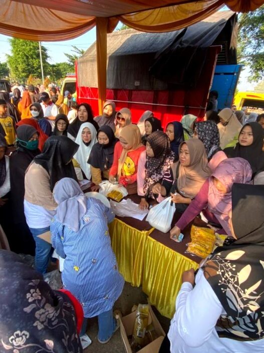 Gerakan pangan murah diserbu warga