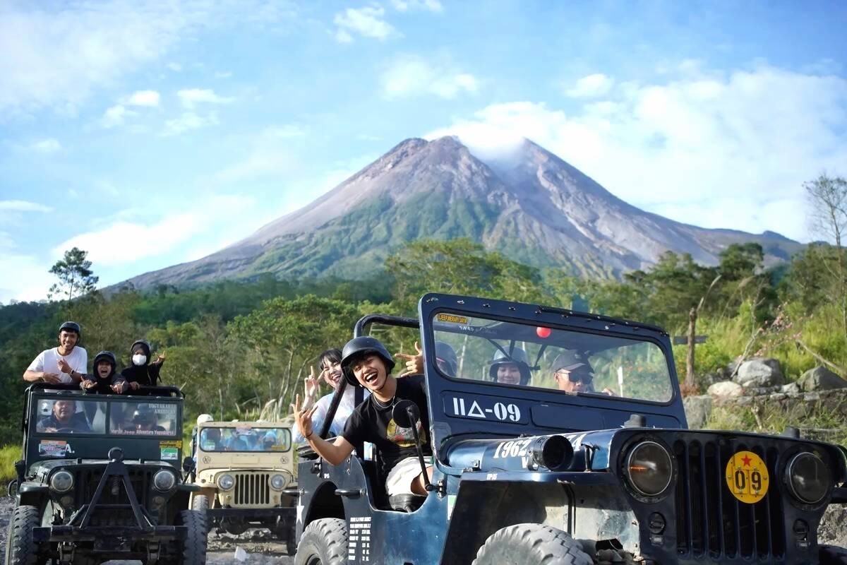 Jeep jogja (2)