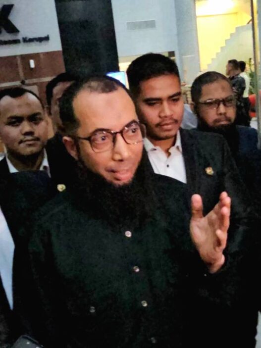 Kpk telah menerima pengembalian uang ustaz khalid basalamah atas kasus dugaan korupsi kuota haji