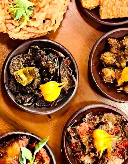 Kuliner pedas di warung makan gita beb