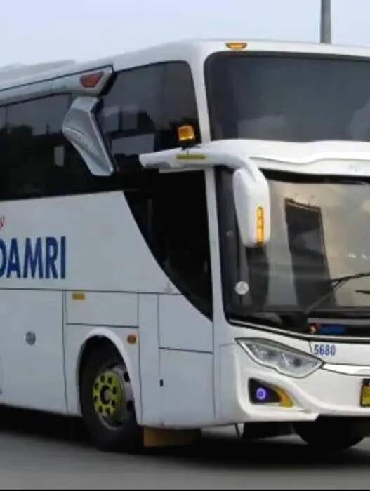 Loker mekanik damri