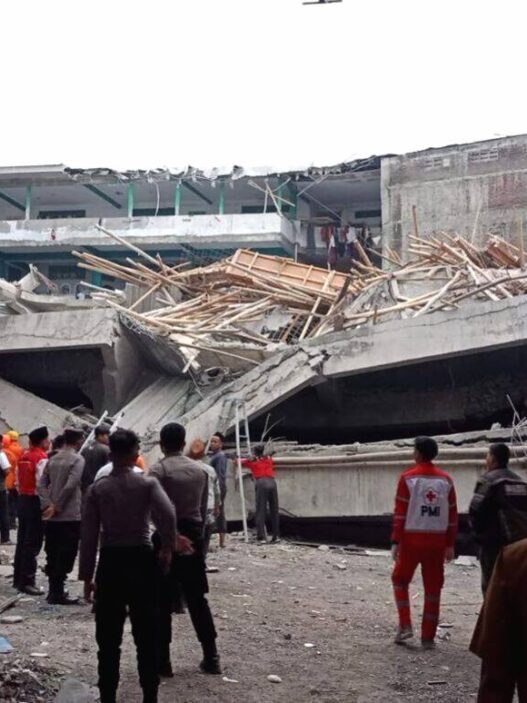 Musala ponpes al khoziny sidoarjo ambruk