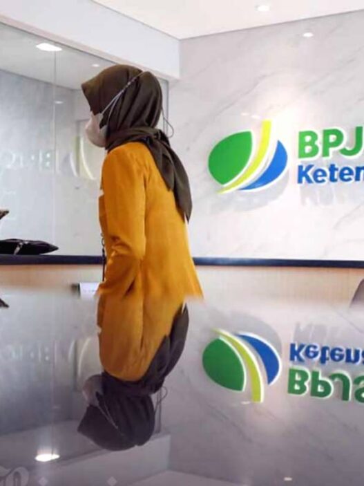 Peserta yang masih bekerja dapat mengajukan klaim sebagian JHT sebesar 10 persen atau maksimal 30 persen dari total saldo yang dimiliki saat ini.