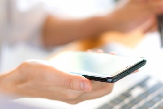 Bank digital 2025 bantu masyarakat kelola keuangan lebih efisien tanpa biaya admin tambahan