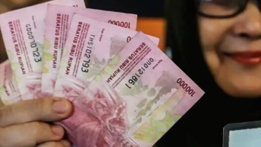 Blt cair rp900 ribu untuk tiga bulan pencairan periode oktober desember 2025