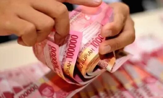 Blt kesejahteraan rakyat cair rp900 ribu pada bulan oktober 2025