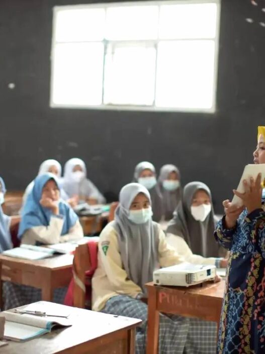 Gaji guru madrasah