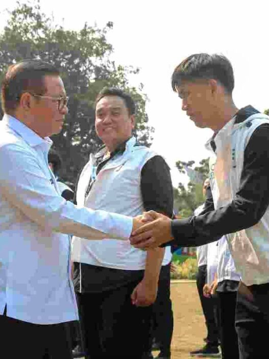 Gaji pasukan putih jakarta