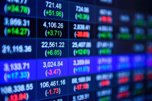 Indeks harga saham gabungan kembali bergerak dalam pola konsolidasi pada perdagangan kamis, 2 oktober 2025