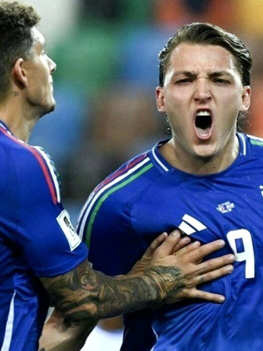 Italia singkirkan israel 3 0