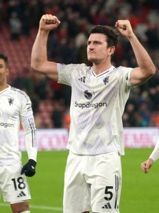 Maguire jadi pahlawan kemenangan mu