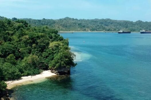 Nusakambangan dikenal sebagai pulau penjara dengan kesan menyeramkan yang berada di wilayah cilacap