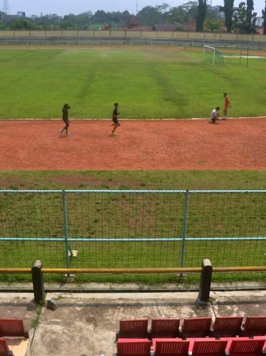 Peremajaan gor satria butuh rp11 miliar