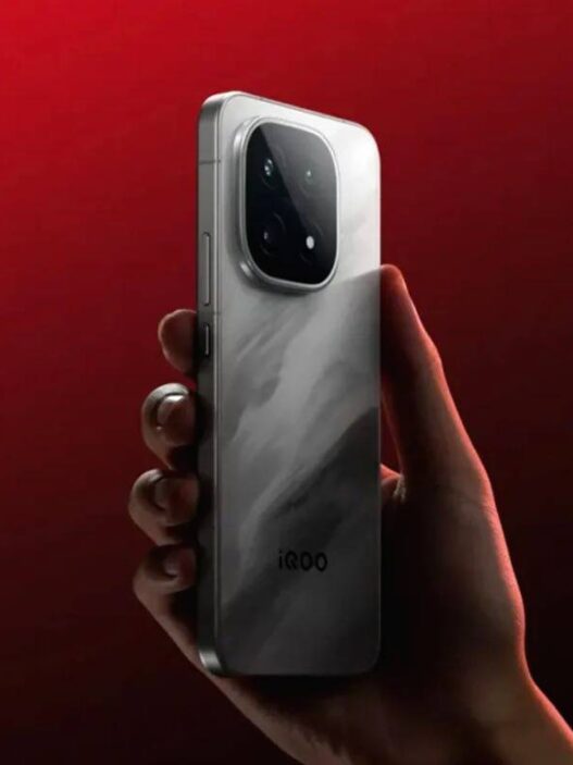 Ponsel gaming iqoo 15 membawa performa kencang dan tangguh