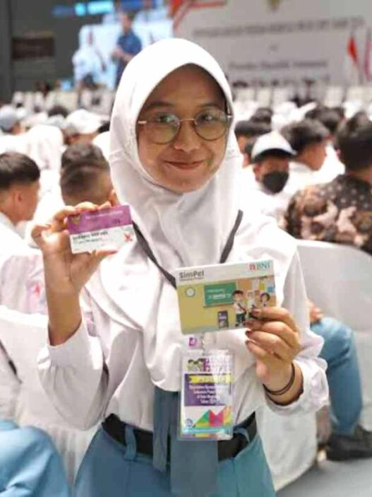 Proses pengecekan NISN dapat dilakukan secara mandiri melalui laman resmi yang disediakan pemerintah untuk memastikan keakuratan data peserta didik.