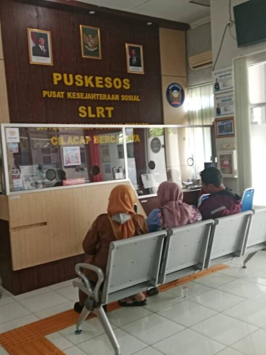 Ratusan penerima bansos main judol