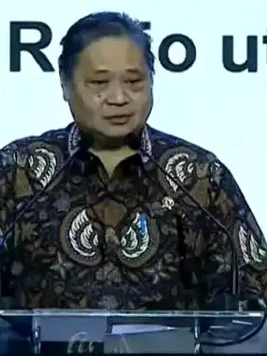 Realisasi investasi tembus rp 1.400 t