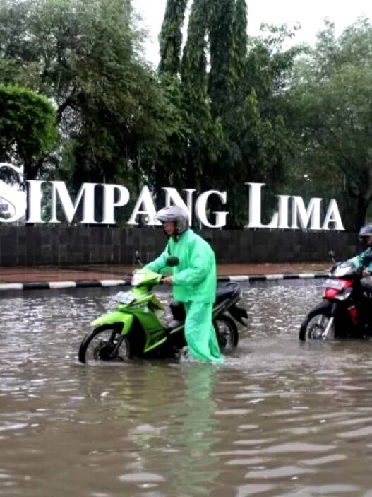 Seminggu banjir, tiga orang tewas