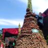 Simbol persatuan dan syukur warga