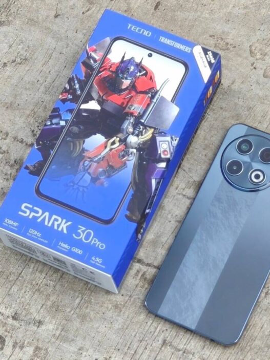 Tecno spark 30 pro meluncur