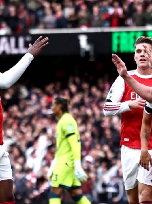 The gunners puncaki klasemen