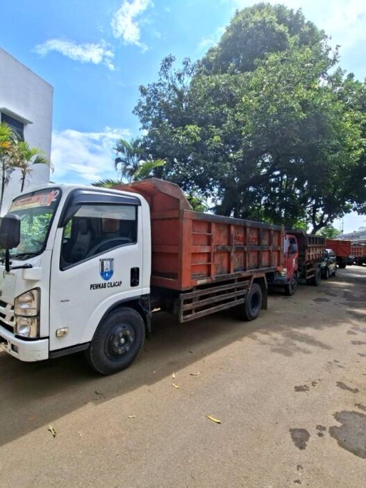 Volume sampah capai 100 ton per hari