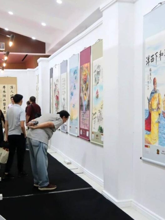 215 Karya Kaligrafi Tiongkok–Indonesia Dipamerkan