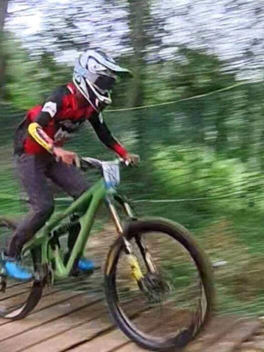 Atlet Muda Raih Perak Downhill