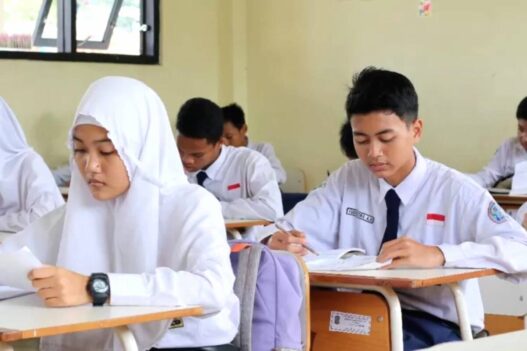 Beasiswa (12)