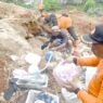 Gemuruh, Kegelapan, dan Jeritan Minta Tolong