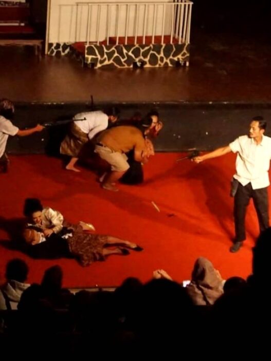 "Kembang Mangsan" Bukti Teater Belum Padam