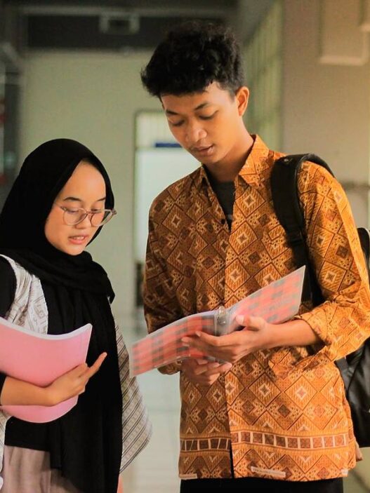 Mahasiswa penerima beasiswa