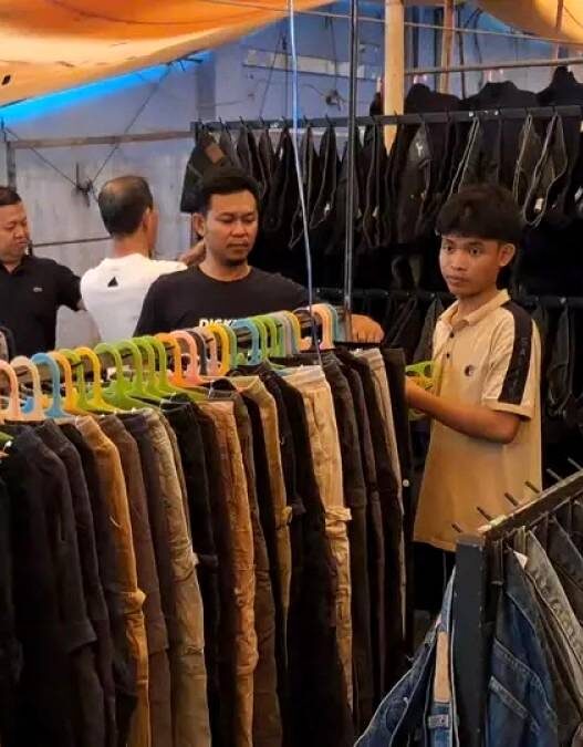 Pemerintah Siapkan Transisi Pedagang Thrifting
