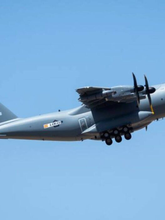 Pesawat airbus a400m tni au