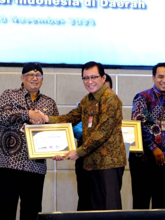 Sekda Banyumas Jadi Pemenang Ketiga ADLGA