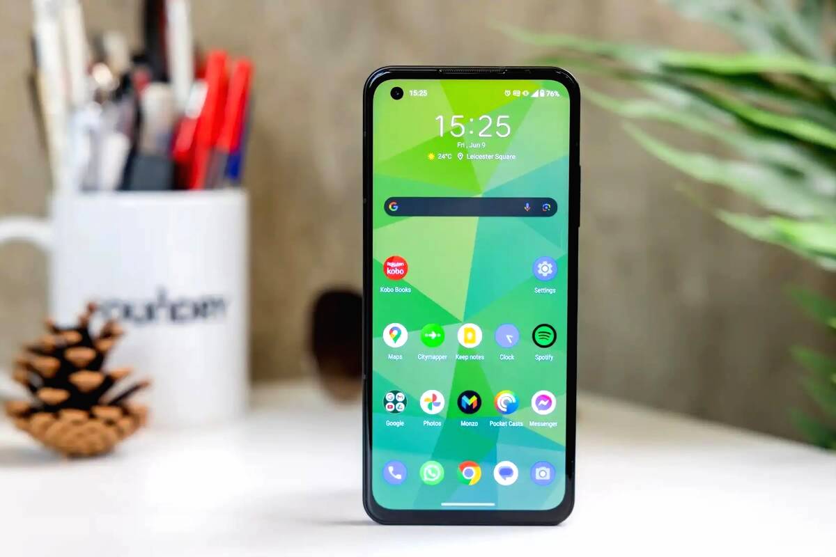 Tampilan Sisi Depan Asus Zenfone