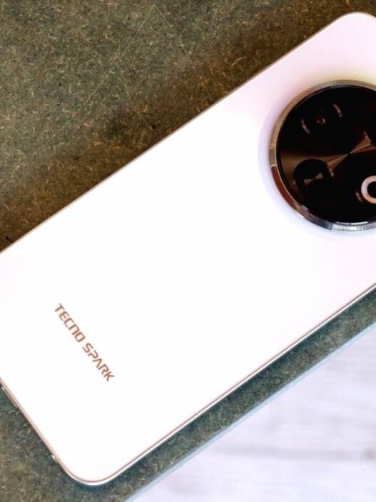 Tecno Spark 30c Meluncur