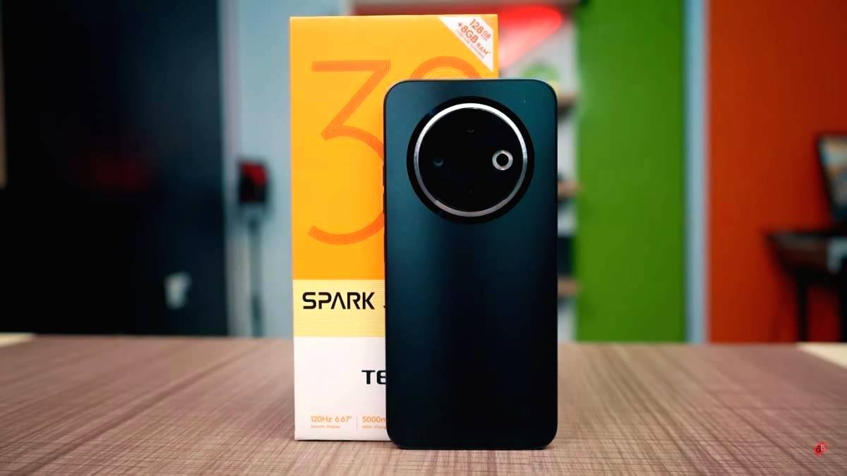 Tecno Spark 30c Variasi Warna Hitam