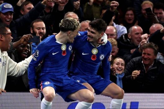 The Blues Naik Peringkat Dua