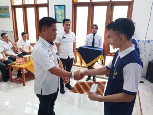 11 WBP Lapas Cilacap Dapat Remisi