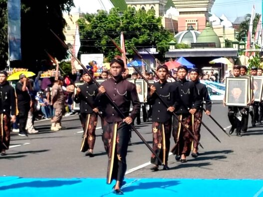 77 Peserta Ikuti Kirab Pusaka dan Pawai Budaya