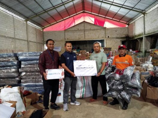 BRI dan YBM BRILiaN Salurkan Bantuan Longsor
