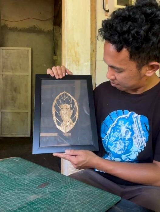 Daun Nangka Jadi Kanvas Kreativitas