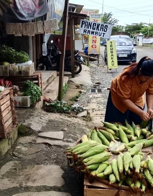Diburu Warga untuk Tahun Baru